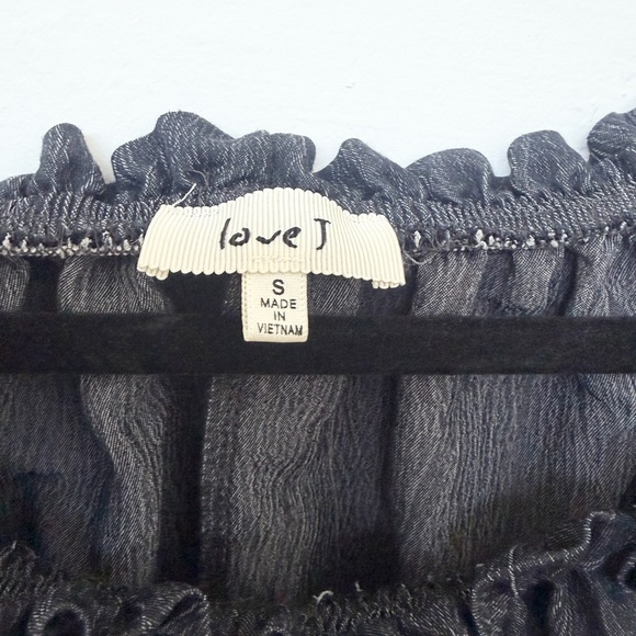 Love J Women's Black Off Shoulder Batwing Top Size Small - Picture 4 of 5